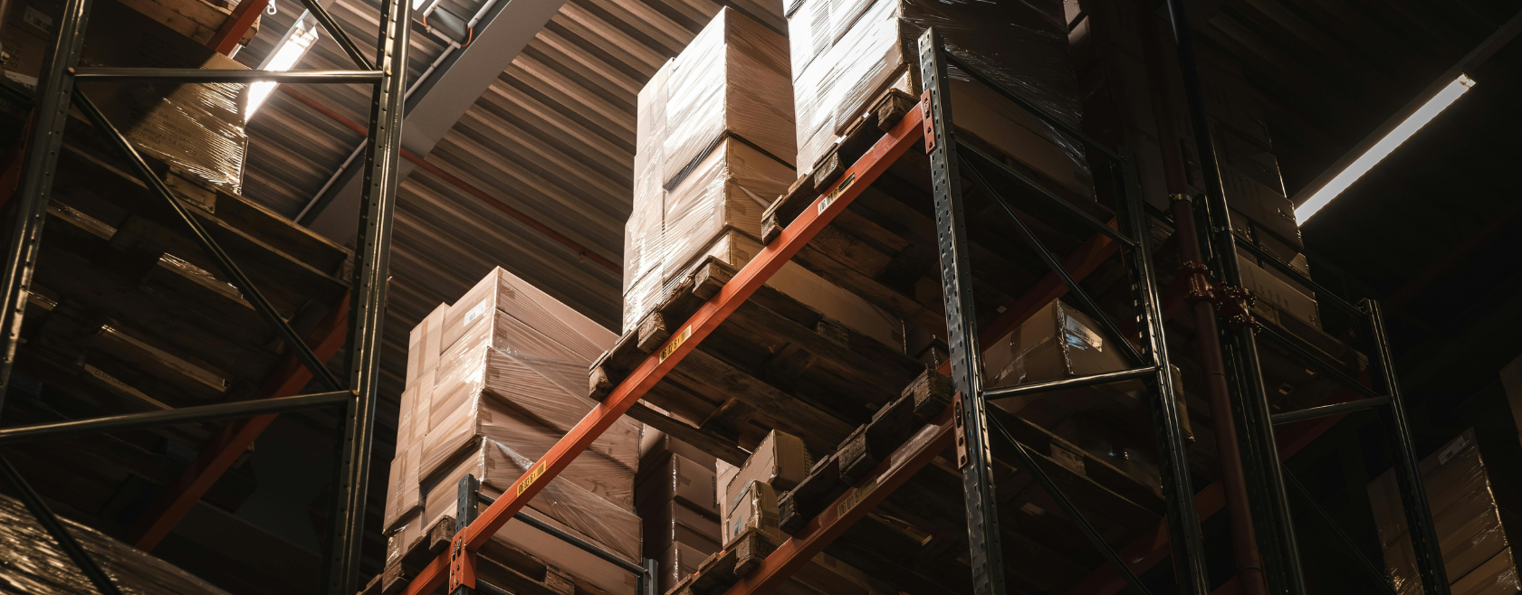 Supply chain leaders abandon traditional warehouse hiring for strategic workforce models in 2025